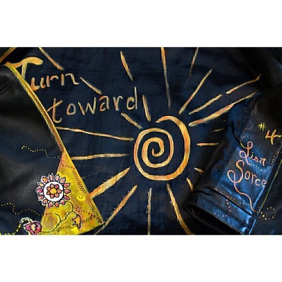 Vintage black leather coat; hand painted fiber art, sunflower sz M - Picture 5 of 16